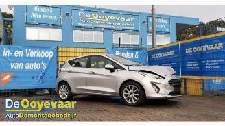 Salvage car Ford Fiesta Fiesta 7, Hatchback, 2017 1.0 EcoBoost 12V 100 2019/2