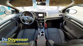 Renault Mégane Megane IV Estate (RFBK), Combi 5-drs, 2016 1.3 TCE 160 16V picture 2