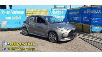 demontáž osobní automobily Toyota Yaris Yaris IV (P21/PA1/PH1), Hatchback, 2020 1.5 12V Hybrid 115 2021/6