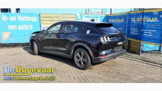 Vrakbiler auto Ford Mustang Mach-e Mustang Mach-E, SUV, 2020 75kWh RWD, 98kWh Extended RWD 2022/9