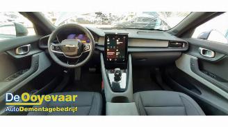 Polestar 2 Polestar 2, Liftback, 2019 69/70kWh Single Standard Range picture 2