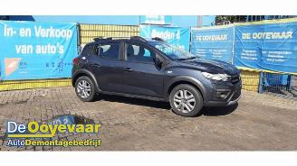 demontáž osobní automobily Dacia Sandero Sandero III, Hatchback, 2021 1.0 TCe 100 12V ECO-G 2021/7