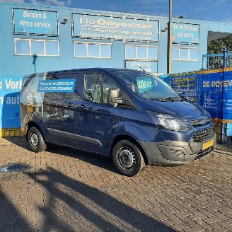 skadebil auto Ford Transit Ford Transit Custom 270 2.0 TDCI L1H1 Economy Edition 2017/8