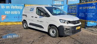 skadebil auto Peugeot Partner Peugeot Partner 1.5 BlueHDi 100 S&S L1 2023/10
