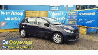 Vrakbiler auto Peugeot 308 308 (L3/L8/LB/LH/LP), Hatchback 5-drs, 2013 / 2021 1.2 12V e-THP PureTech 110 2020/3