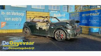 Vrakbiler auto Mini Cooper Mini Convertible (F57), Cabrio, 2014 2.0 16V John Cooper Works 2021/11