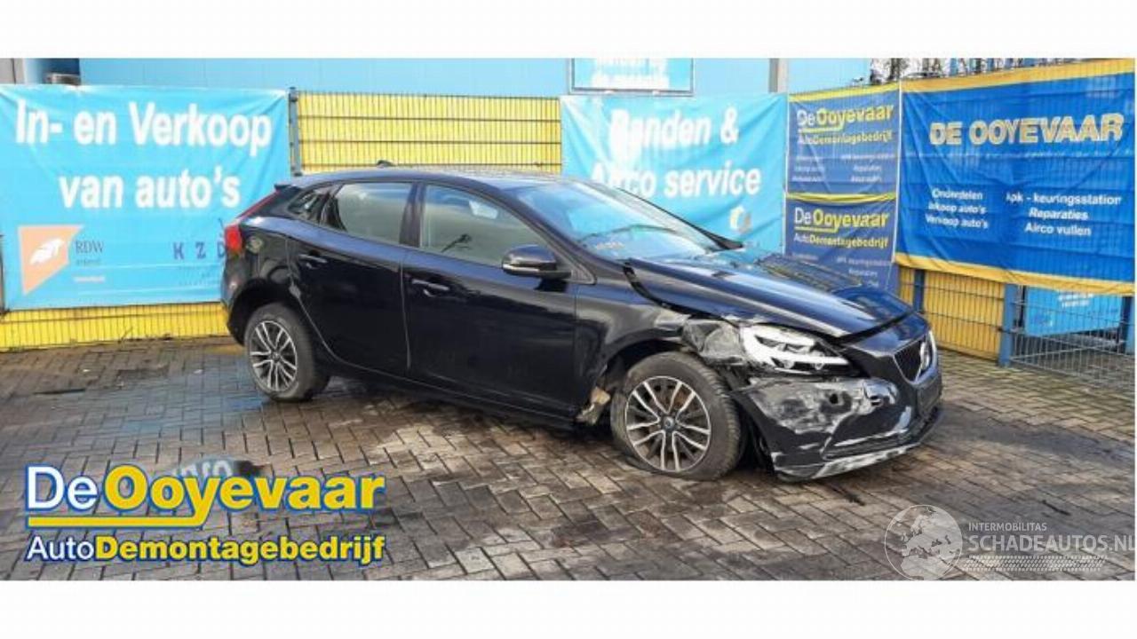 Volvo V-40 V40 (MV), Hatchback 5-drs, 2012 / 2019 2.0 T2 16V