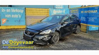 Volvo V-40 V40 (MV), Hatchback 5-drs, 2012 / 2019 2.0 T2 16V picture 4