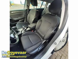 Renault Mégane Megane IV Estate (RFBK), Combi 5-drs, 2016 1.0 TCE picture 8