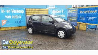 Vaurioauto  passenger cars Volkswagen Up! Up! (121), Hatchback, 2011 1.0 12V 60 2015/10