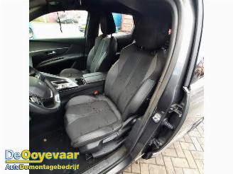 Peugeot 3008 3008 II (M4/MC/MJ/MR), MPV, 2016 1.2 12V e-THP PureTech 130 picture 8