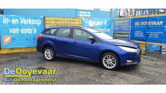 Démontage voiture Ford Focus Focus 3 Wagon, Combi, 2010 / 2020 1.0 Ti-VCT EcoBoost 12V 125 2017/7