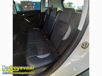 Peugeot 2008 2008 (CU), MPV, 2013 / 2019 1.2 12V e-THP PureTech 110 picture 7