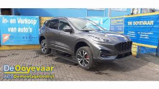 Uttjänta bilar auto Ford Kuga Kuga III (DFK), SUV, 2019 2.5 PHEV 16V 2021/8