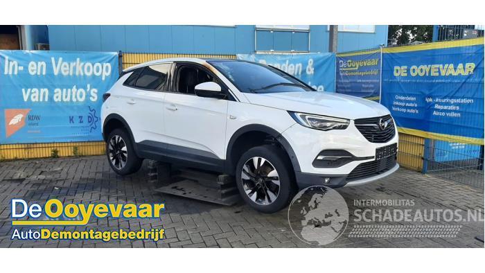 Opel Grandland Grandland (X), SUV, 2017 1.2 Turbo 12V