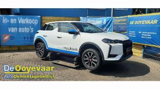 Vrakbiler auto Citroën DS3 DS 3/Crossback (UC/UJ/UR), Hatchback, 2018 E-Tense 54 kWh 2023/3
