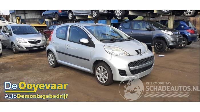 Peugeot 107 107, Hatchback, 2005 / 2014 1.0 12V