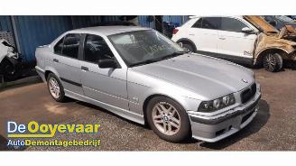 Vrakbiler auto BMW 3-serie 3 serie (E36/4), Sedan, 1990 / 1998 316i 1997/8