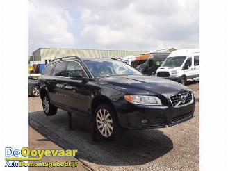 Vrakbiler auto Volvo V-70 V70 (BW), Combi, 2007 / 2016 1.6 T4 16V 2011/10