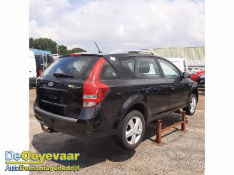 Kia Cee d Cee'd Sporty Wagon (EDF), Combi, 2007 / 2012 1.4 16V picture 3