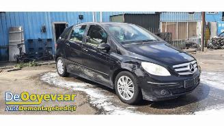 Dezmembrări autoturisme Mercedes B-klasse B (W245), Hatchback, 2005 / 2011 2.0 B-200 CDI 16V 2007/9