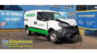 Salvage car Fiat Doblo Doblo Cargo (263), Van, 2010 1.6 D Multijet 2021/10