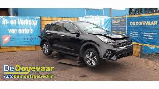 Coche siniestrado Kia Niro Niro I (DE), SUV, 2016 / 2022 1.6 GDI Hybrid 2021/9