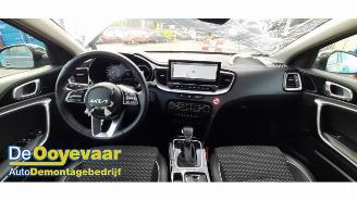 Kia Cee d Ceed Sportswagon (CDF), Combi 5-drs, 2018 1.5 T-GDI 16V picture 4