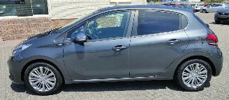 Peugeot 208 Peugeot 208 Style picture 2