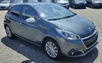 Peugeot 208 Peugeot 208 Style picture 4