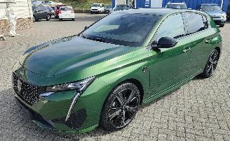 krockskadad bil auto Peugeot 308 Peugeot 308 GT oliven grun /schwartses leder rijdende schade 2022/12