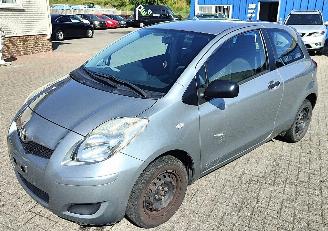 Coche accidentado Toyota Yaris toyota yaris 2010/6