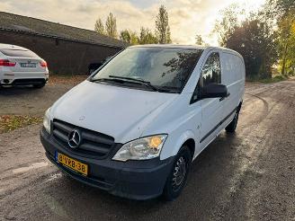 krockskadad bil bedrijf Mercedes Vito Euro 5 2011/9