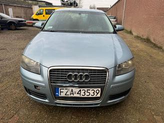 krockskadad bil auto Audi A3 1.8 turbo 2007/1