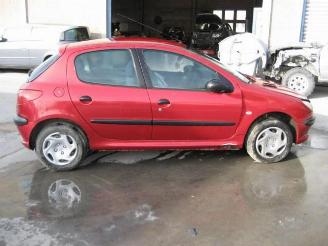 Peugeot 206  picture 9