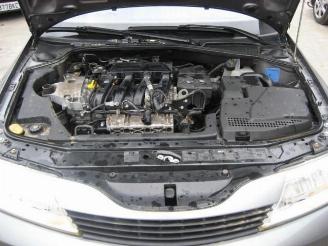 Renault Laguna  picture 2