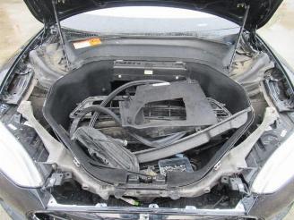 Tesla Model S TYPE 85 picture 11