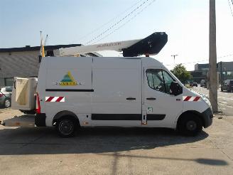 Renault Master HOOGTEWERKER picture 4