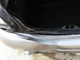 Peugeot 208  picture 13