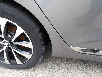 Renault Clio  picture 14