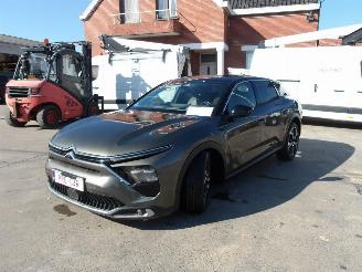 damaged passenger cars Citroën C5 X 1.6 PURE TEC 2022/12
