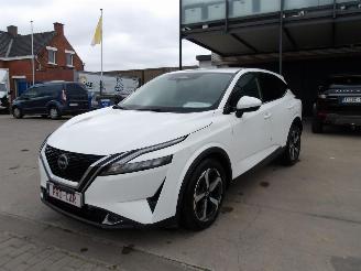 krockskadad bil auto Nissan Qashqai  2023/4