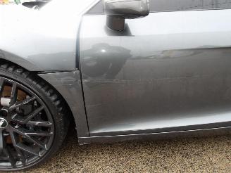 Audi R8 4.2 FSI V8 picture 10