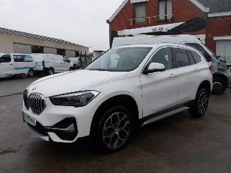 krockskadad bil auto BMW X1 S DRIVE 2022/2