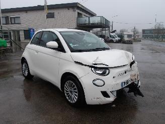 Auto incidentate Fiat 500E  2024/3
