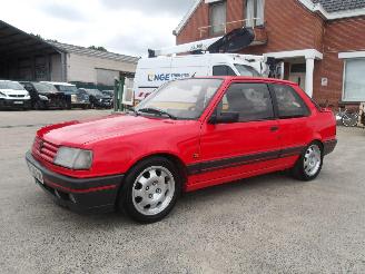 skadebil auto Peugeot 309 GTI 1991/7