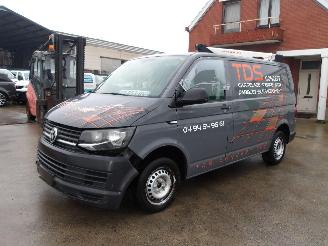 skadebil bedrijf Volkswagen Transporter  2017/8