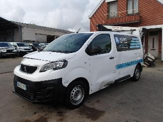 skadebil motor Peugeot Expert  2021/9