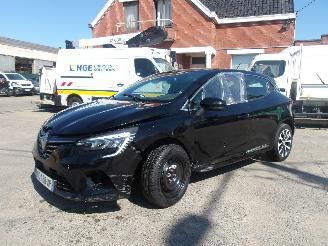 Unfallwagen Renault Clio  2021/11