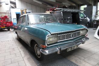 Opel Rekord SEDAN UITVOERING, BENZINE picture 8